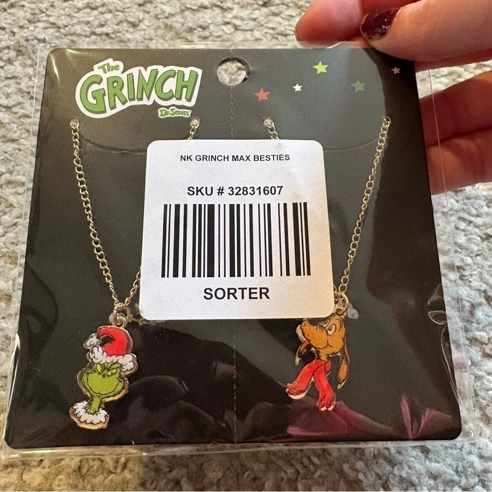 The Grinch Best Friend Necklace Set Max Dog Dr. Seuss Christmas